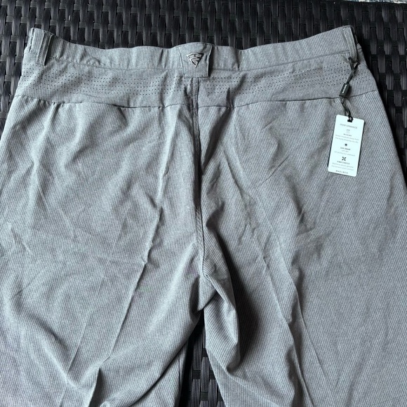 10'' Inseam Stretch Waist Lightweight Striped Flat Front Quick Dry Hybrid Flex - Picture 9 of 10